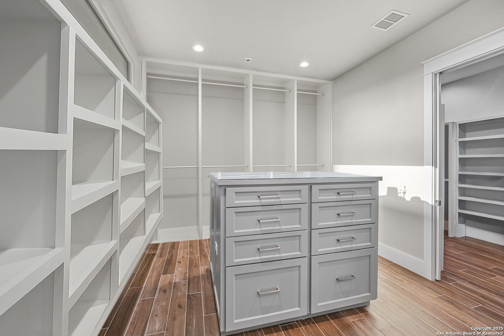 1418 Park Road 37