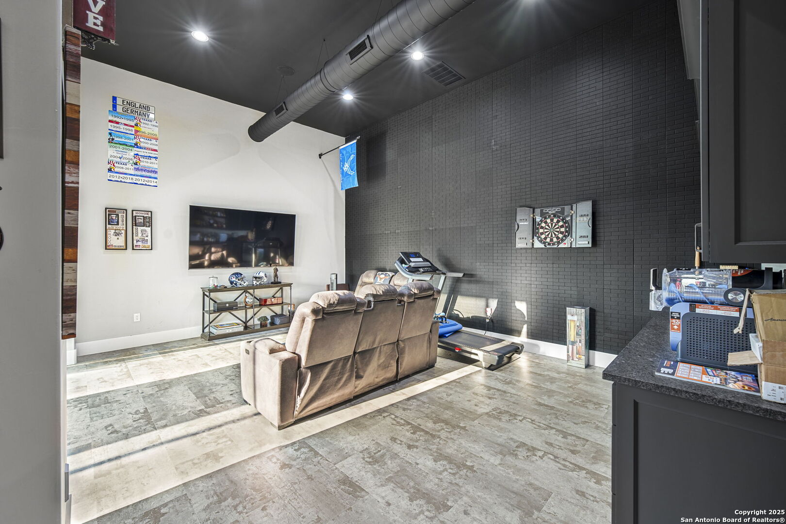 1418 Park Road 37