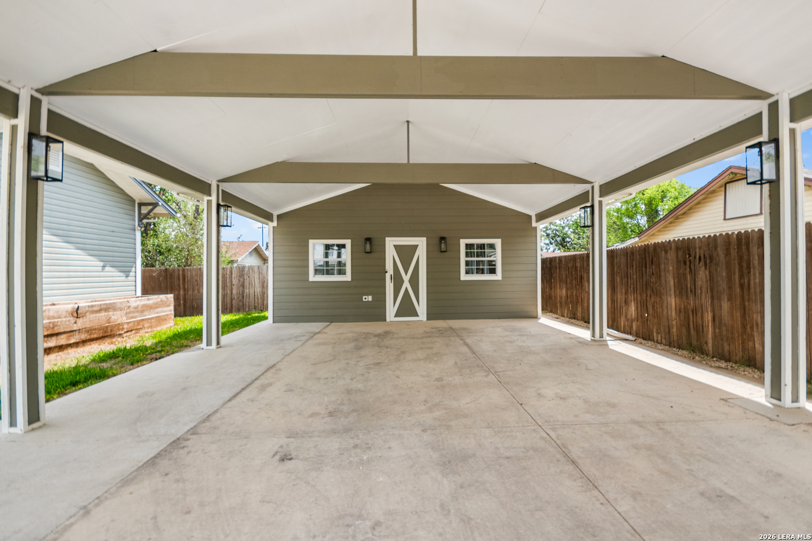 1502 NOLAN ST