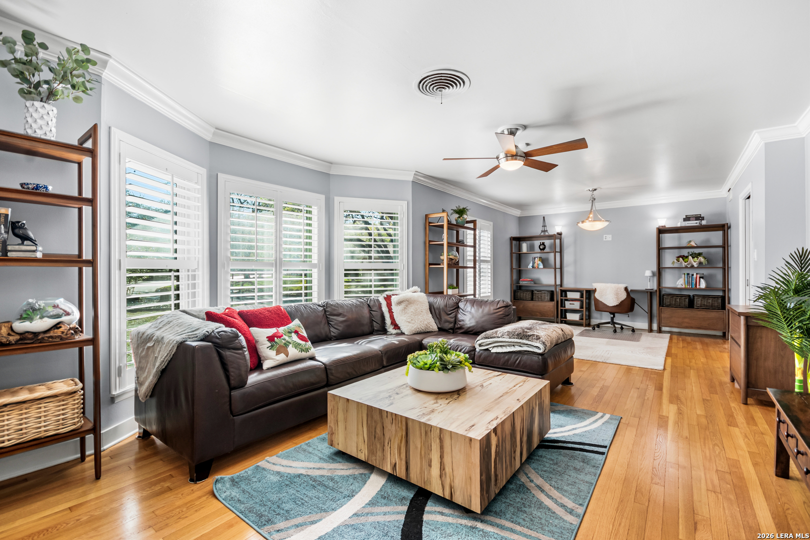 203 LARAMIE DR