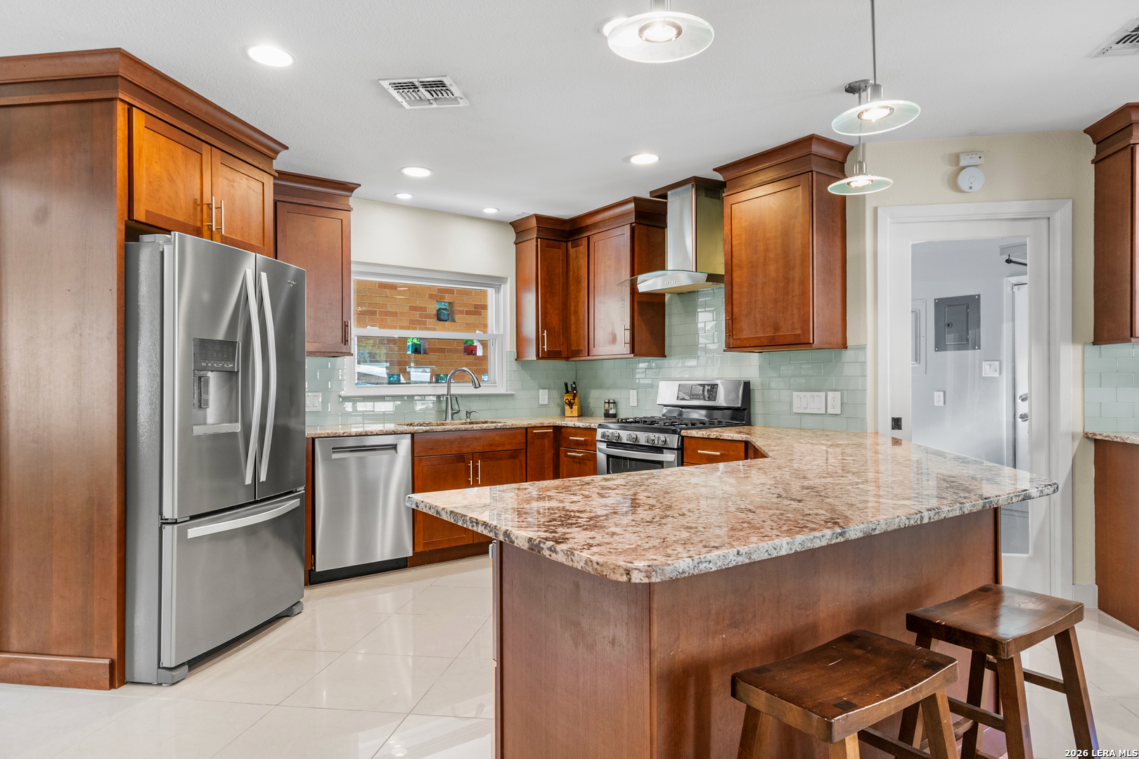 203 LARAMIE DR