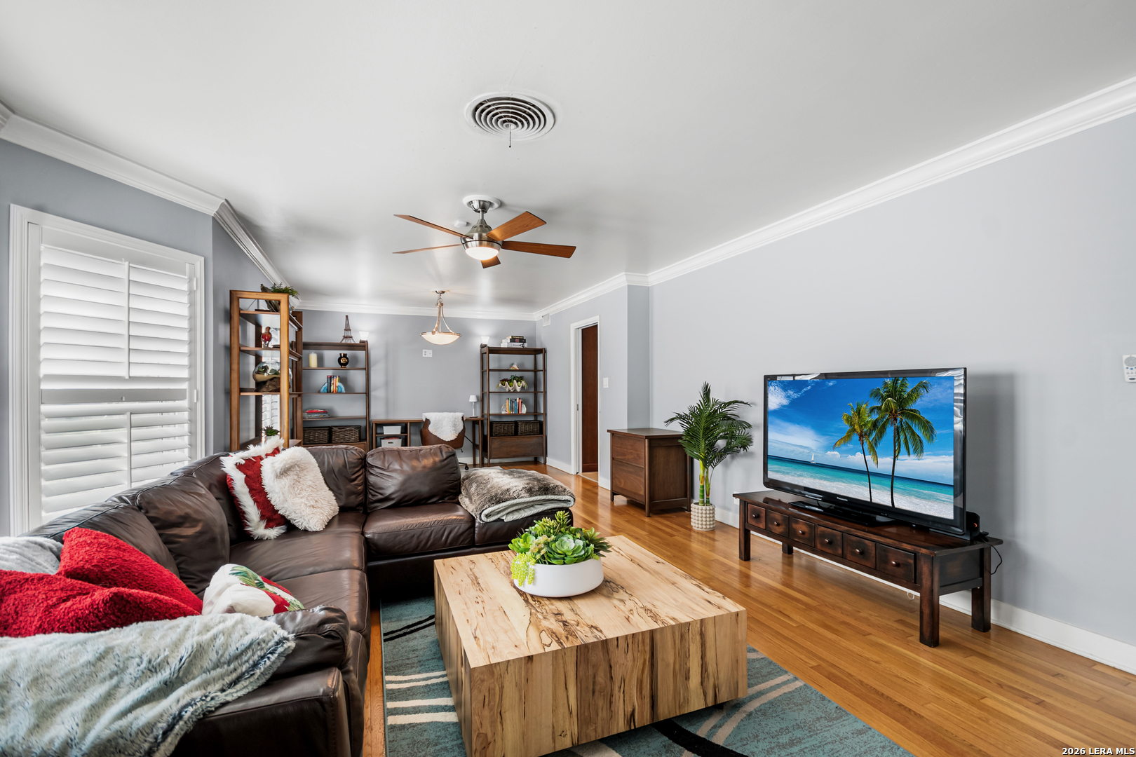 203 LARAMIE DR