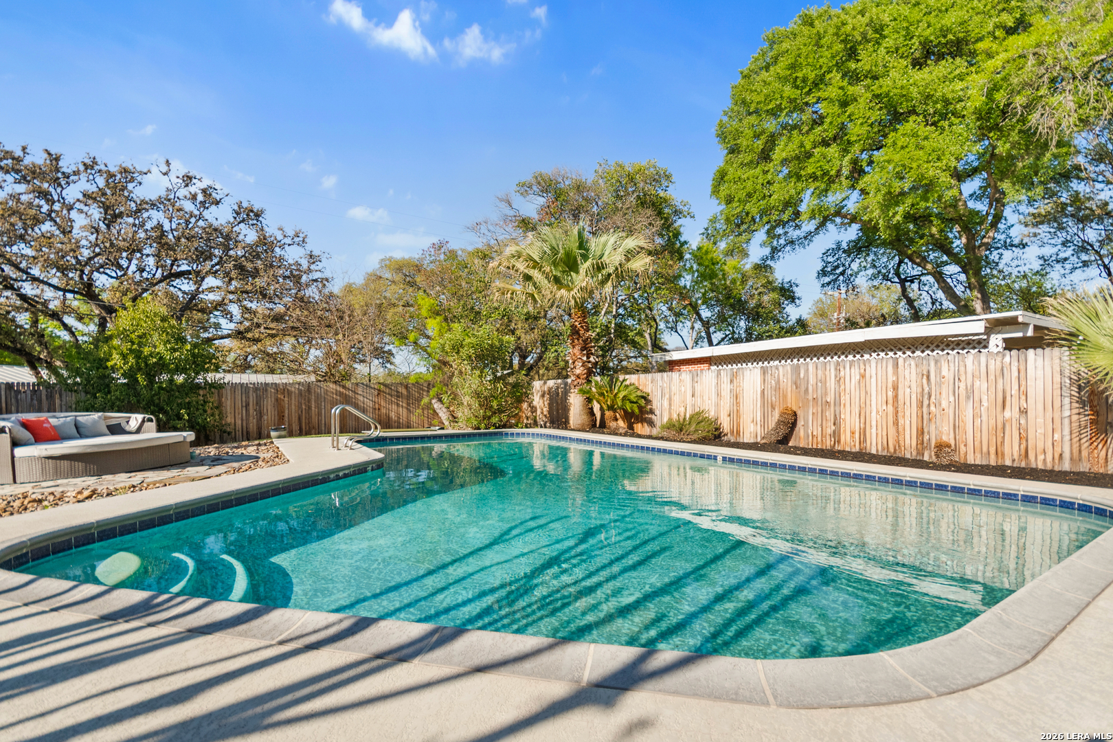 203 LARAMIE DR
