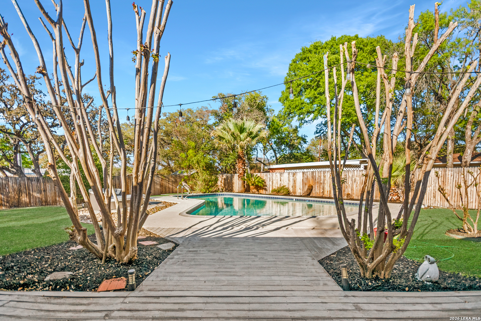 203 LARAMIE DR