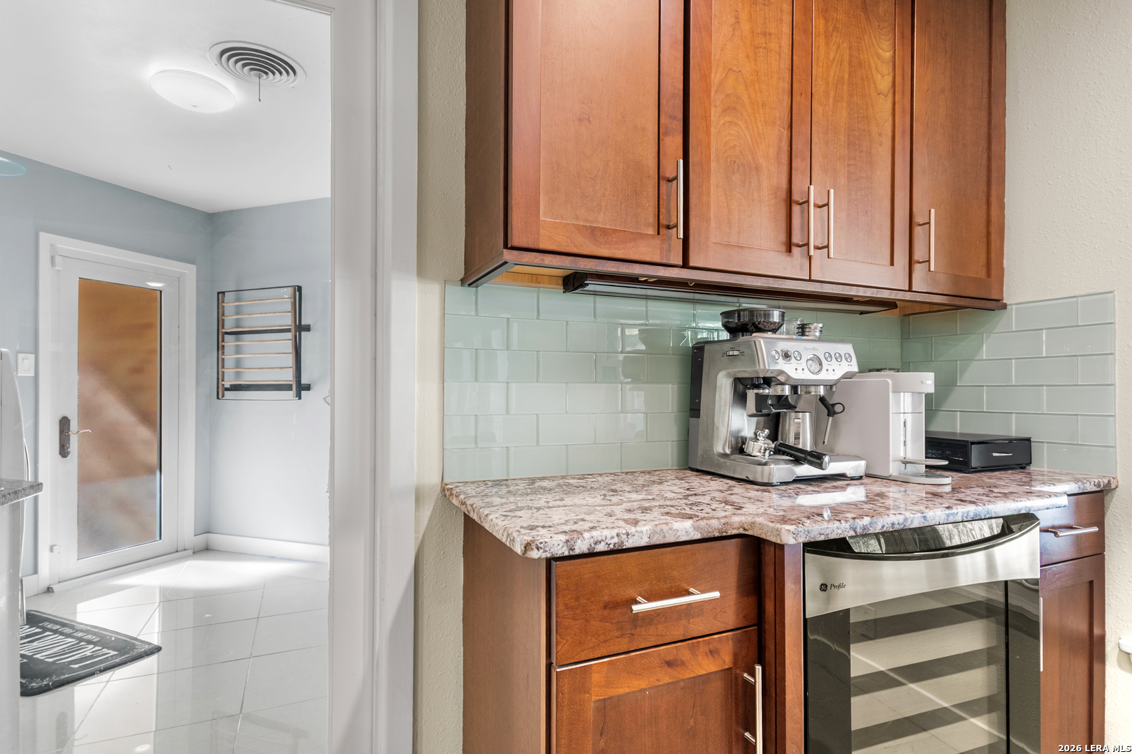203 LARAMIE DR