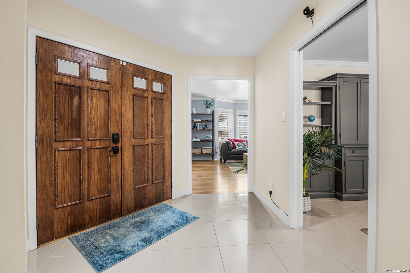 203 LARAMIE DR