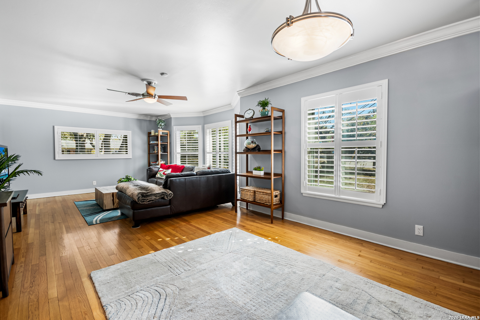 203 LARAMIE DR