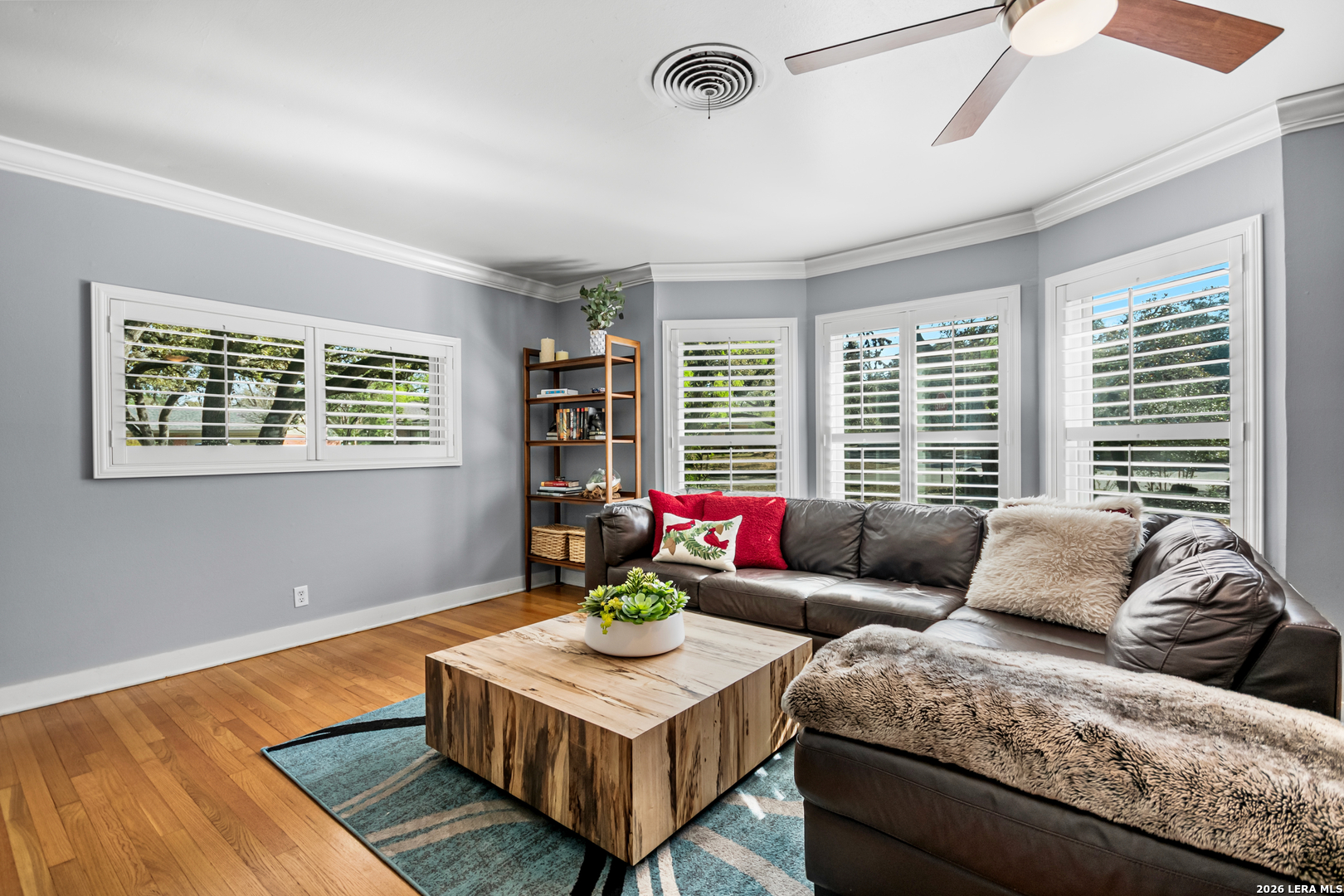 203 LARAMIE DR