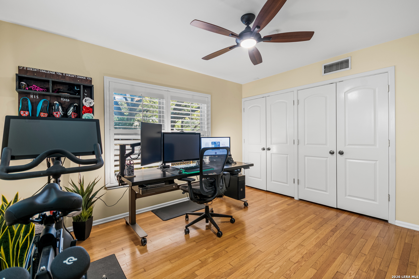 203 LARAMIE DR