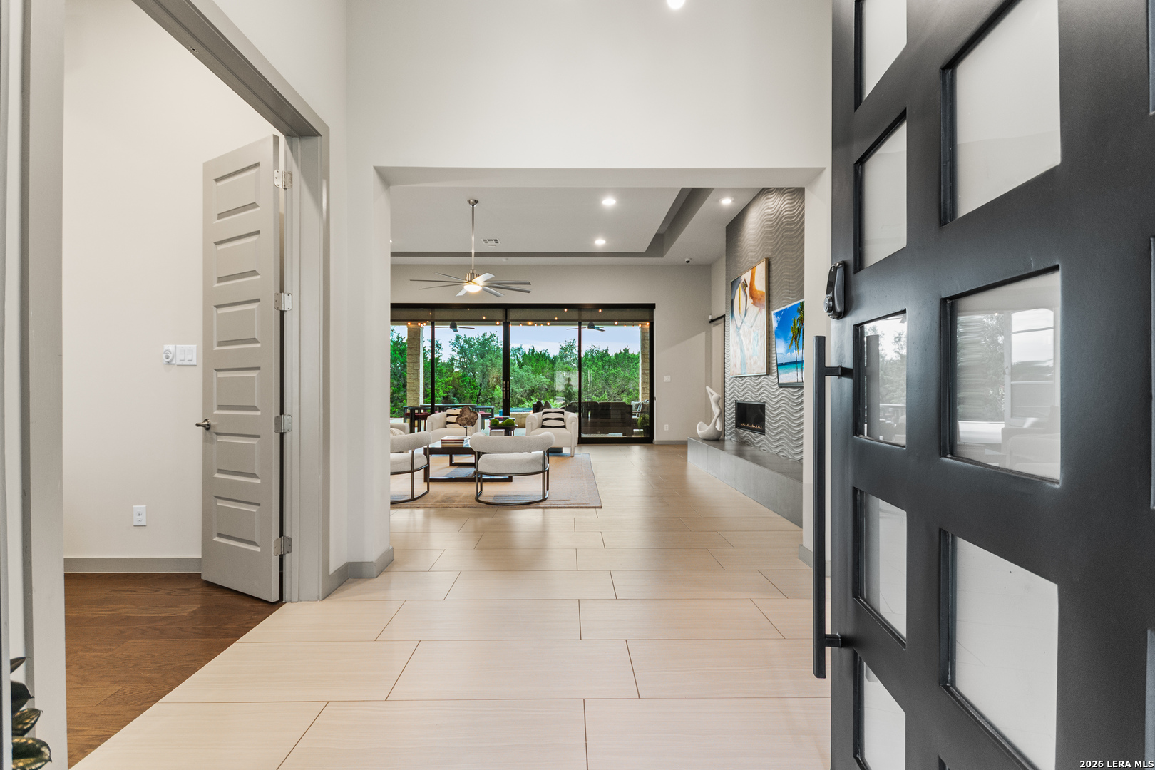 30 ROYAL HTS