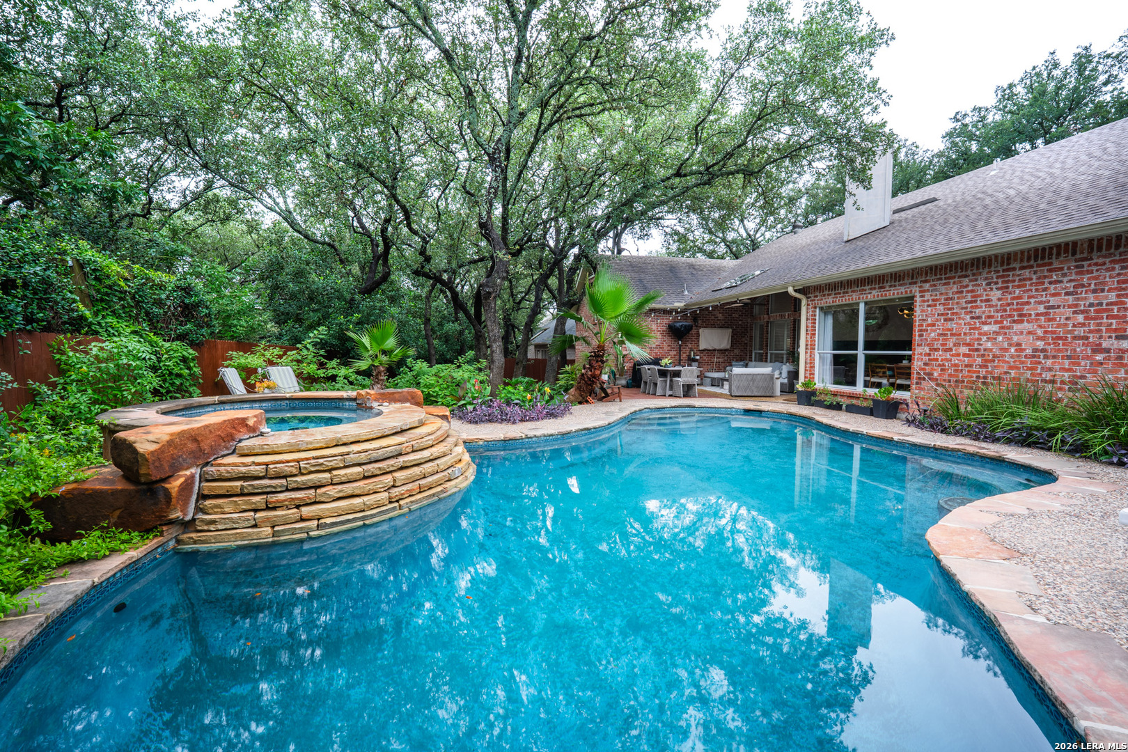 18214 CRYSTAL RIDGE DR