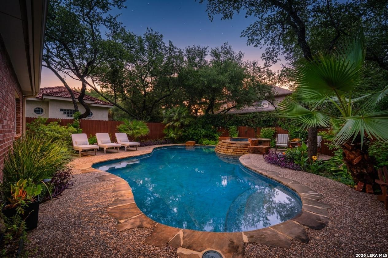 18214 CRYSTAL RIDGE DR