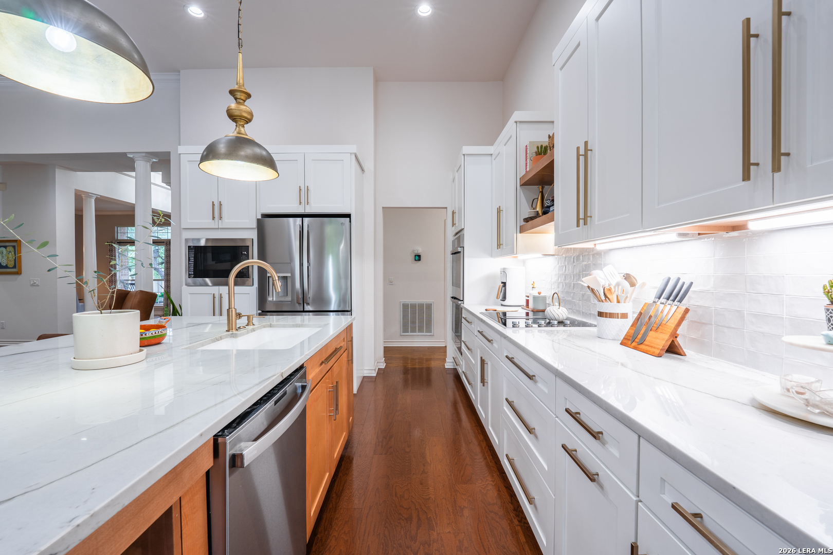 18214 CRYSTAL RIDGE DR