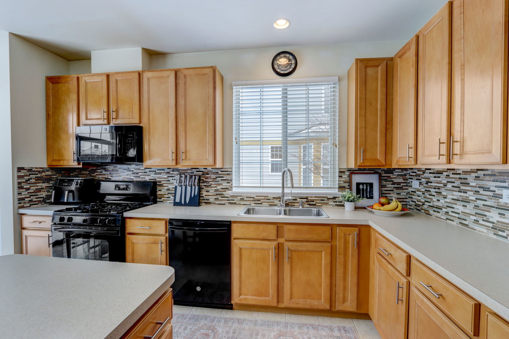 271 W Asbury Drive