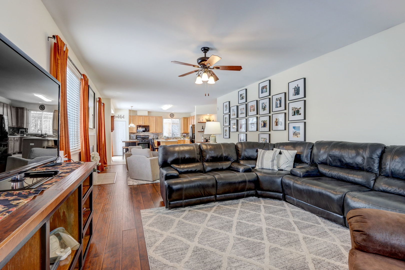 271 W Asbury Drive