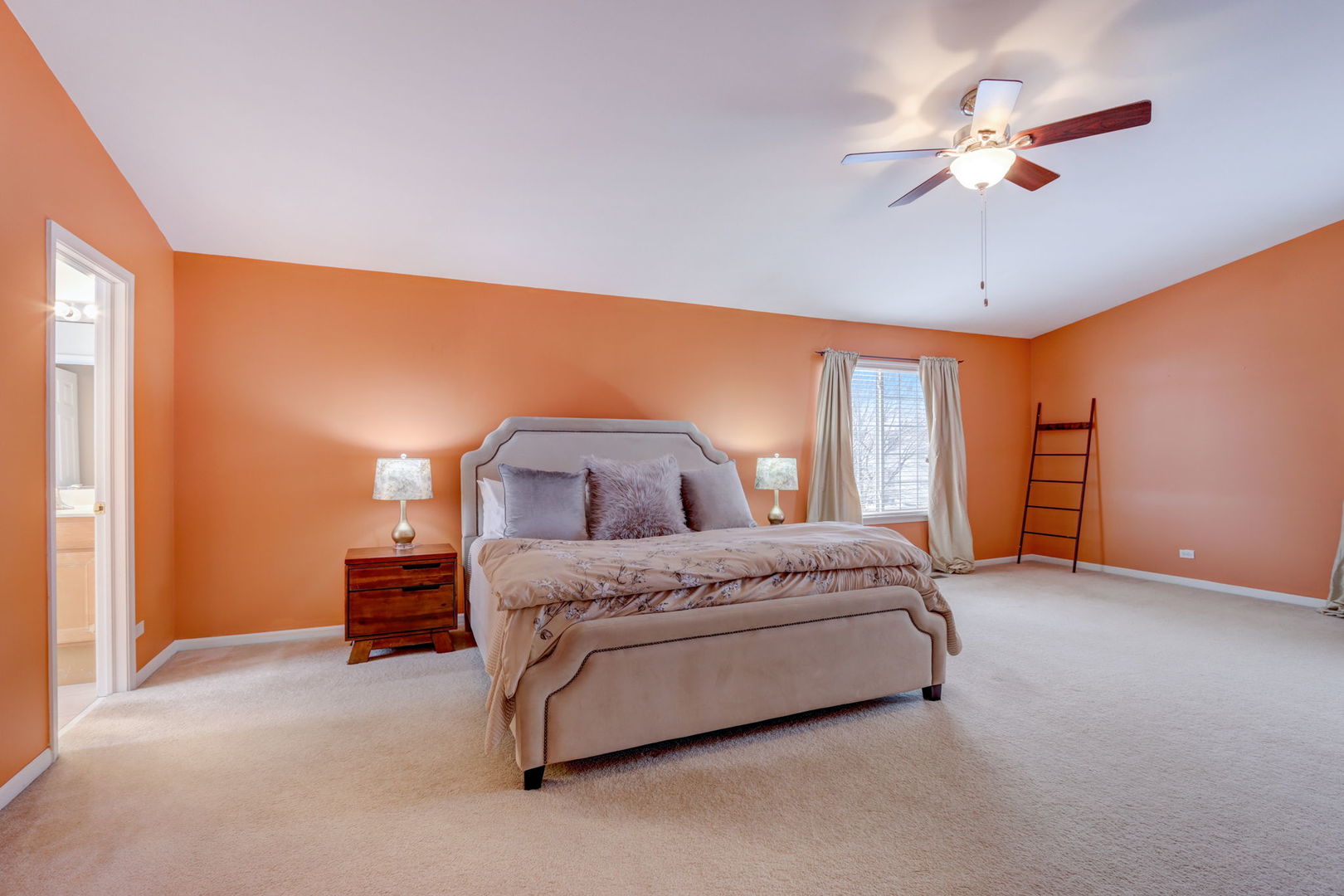 271 W Asbury Drive