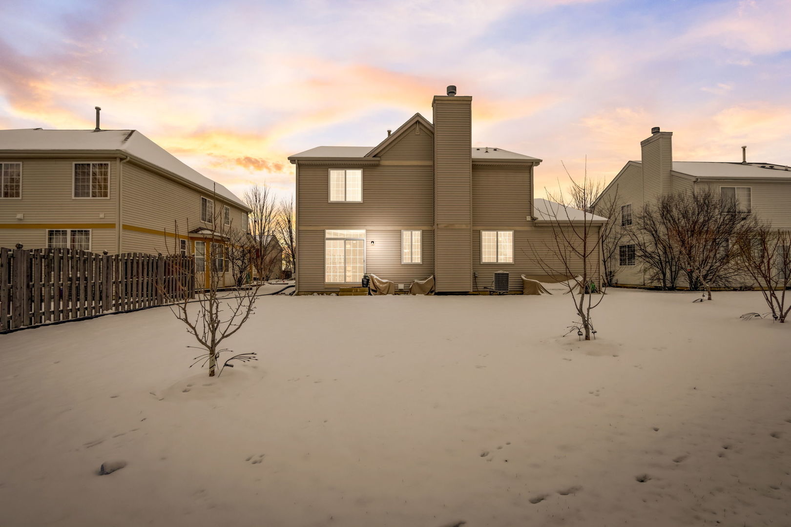 271 W Asbury Drive