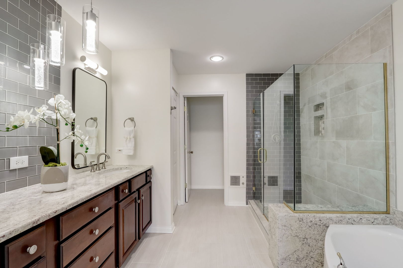 463 Saddlebrook Lane Unit: 1