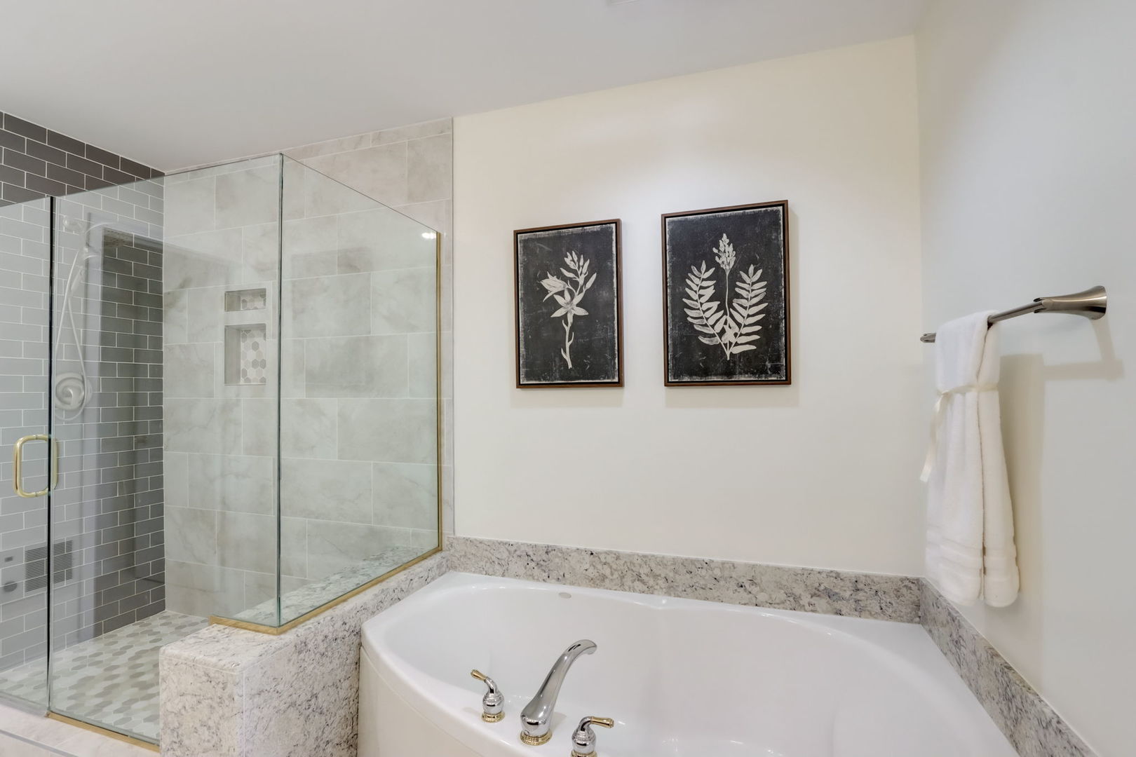 463 Saddlebrook Lane Unit: 1