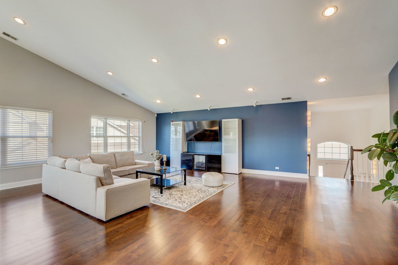 463 Saddlebrook Lane Unit: 1