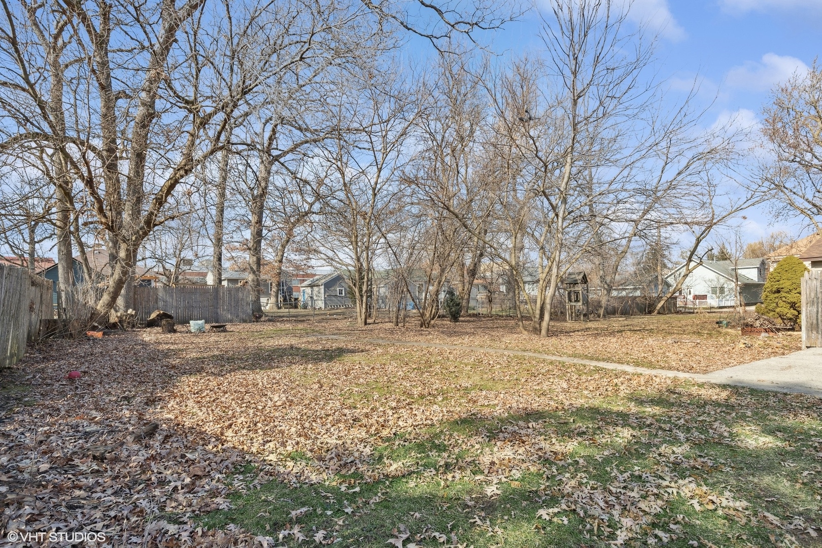 366 N Slusser Street