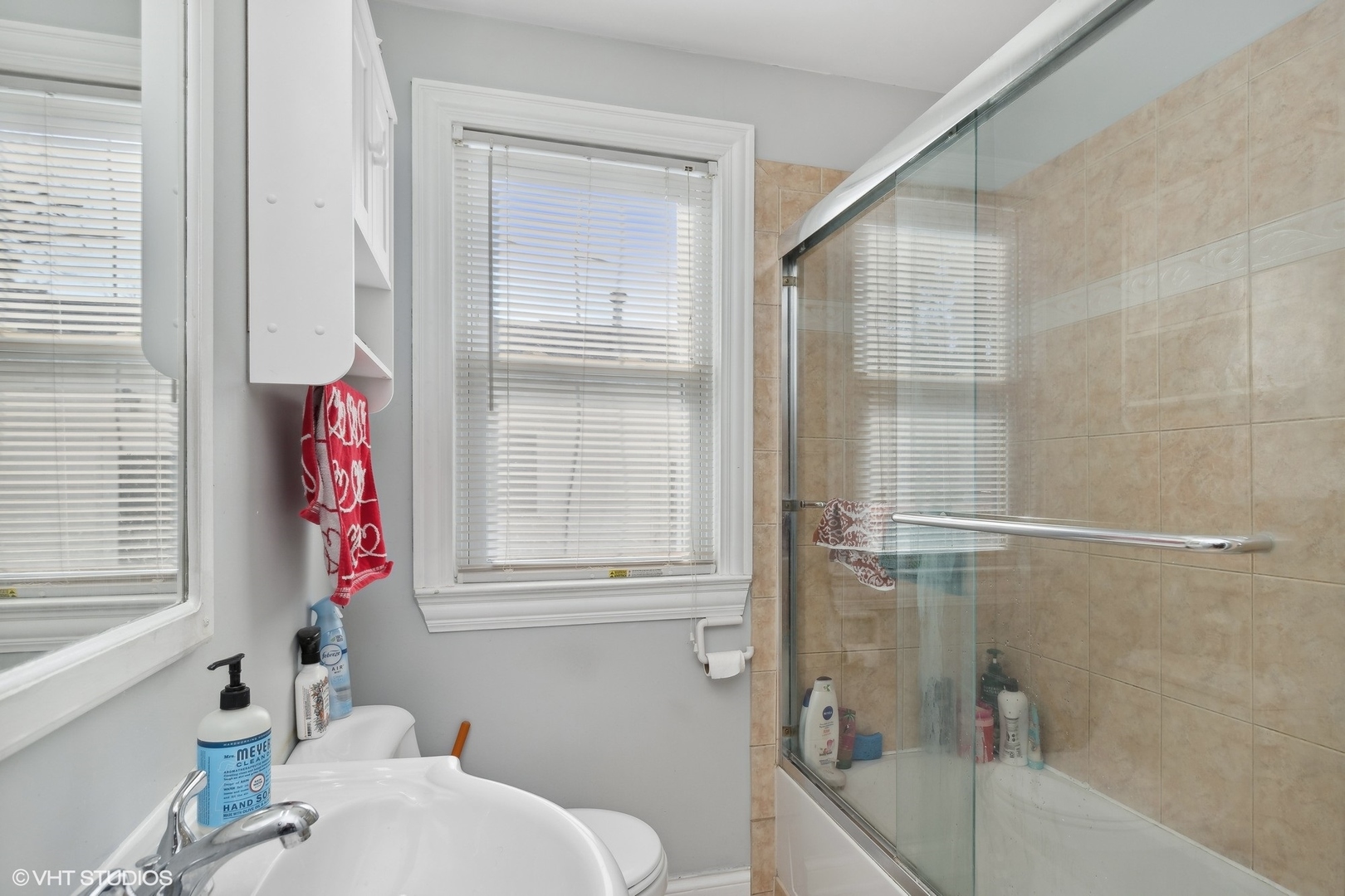 366 N Slusser Street