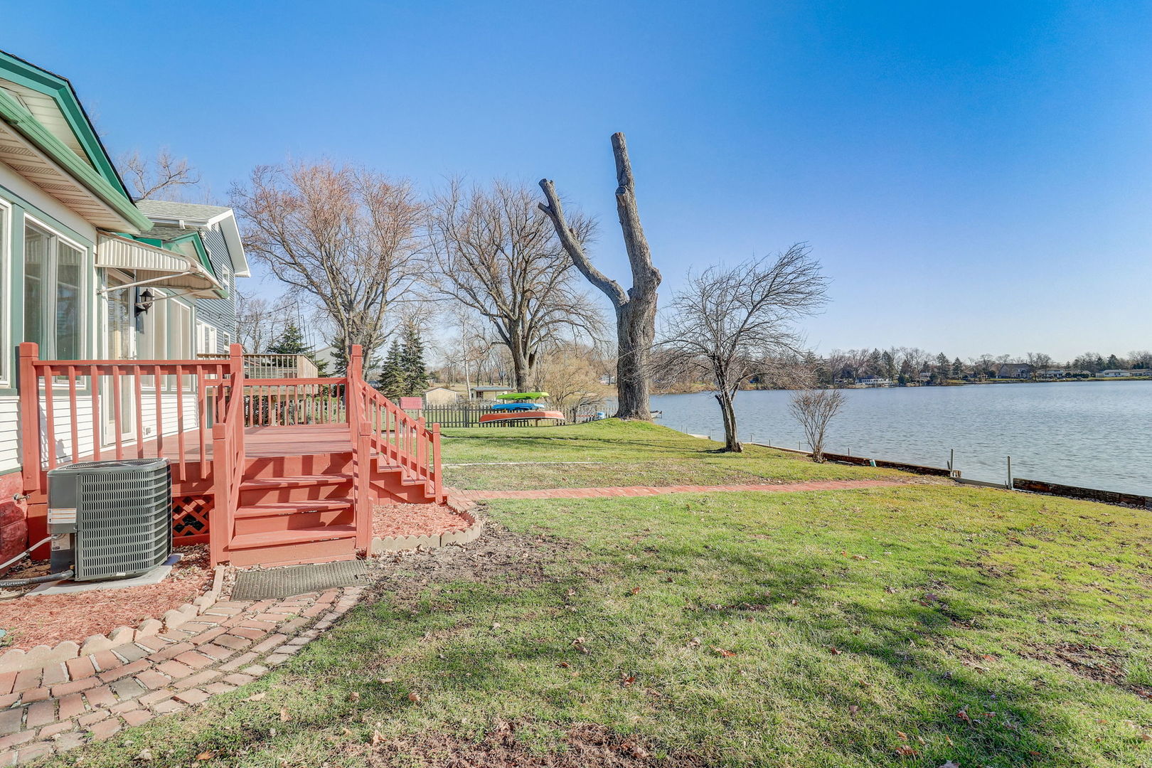 37821 N Douglas Lane