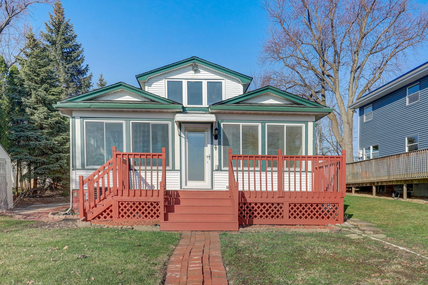 37821 N Douglas Lane