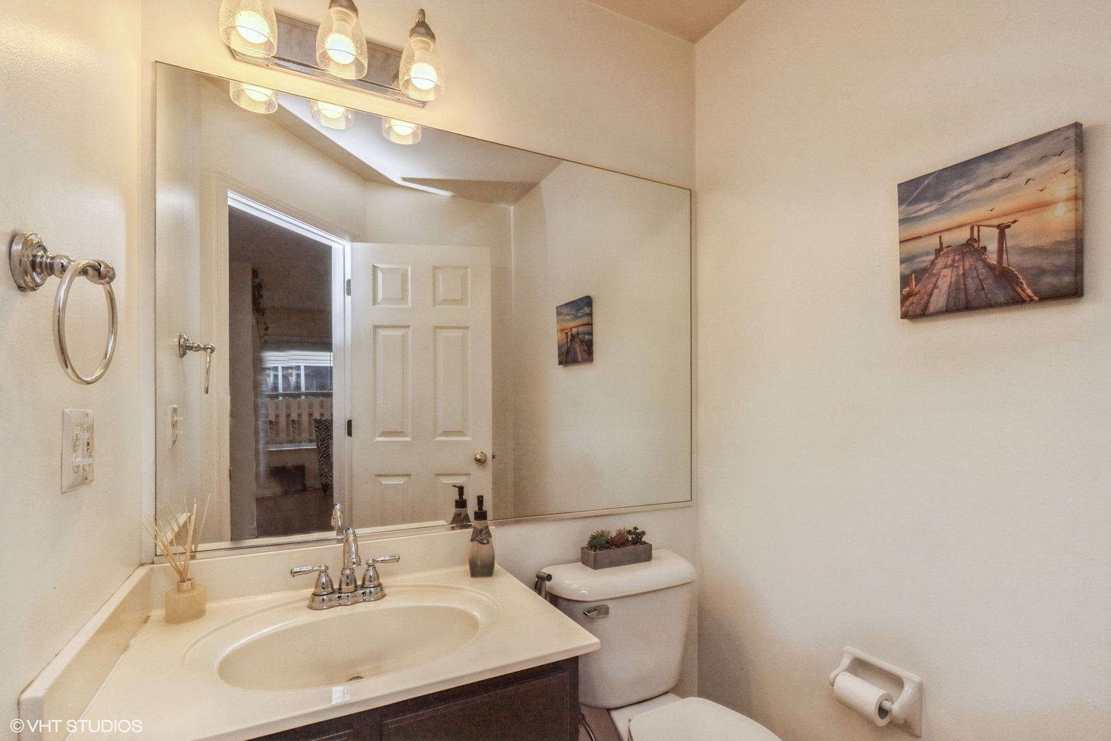 1389 Windsor Lane