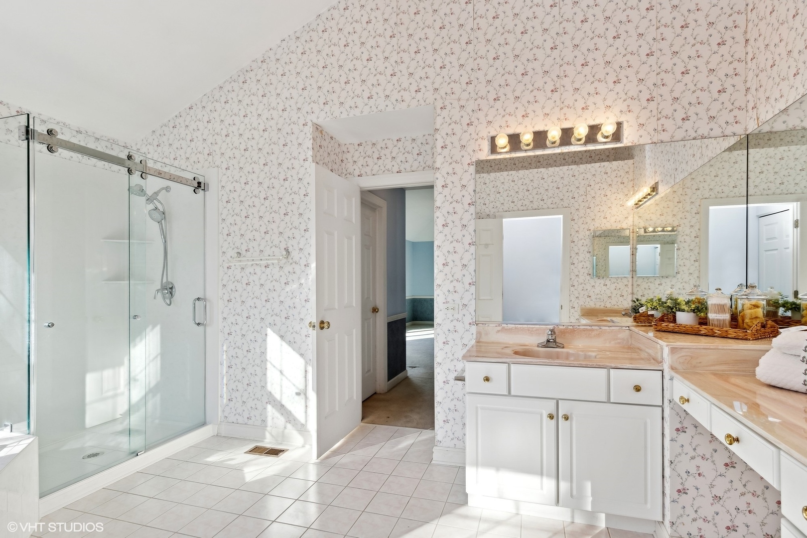 34137 N Wooded Glen Drive