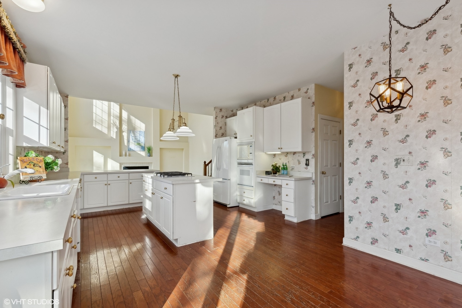 34137 N Wooded Glen Drive