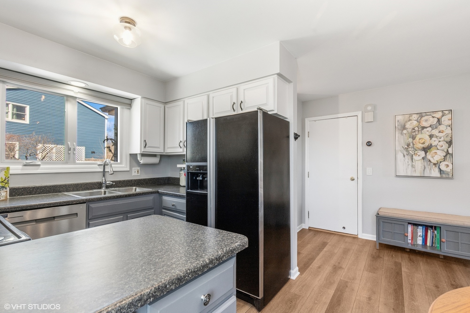 385 Getchell Avenue Unit: 1H