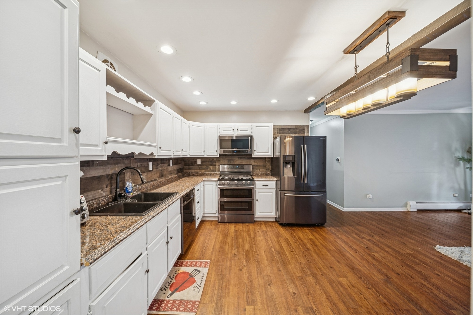 9540 S Mayfield Avenue Unit: 103S