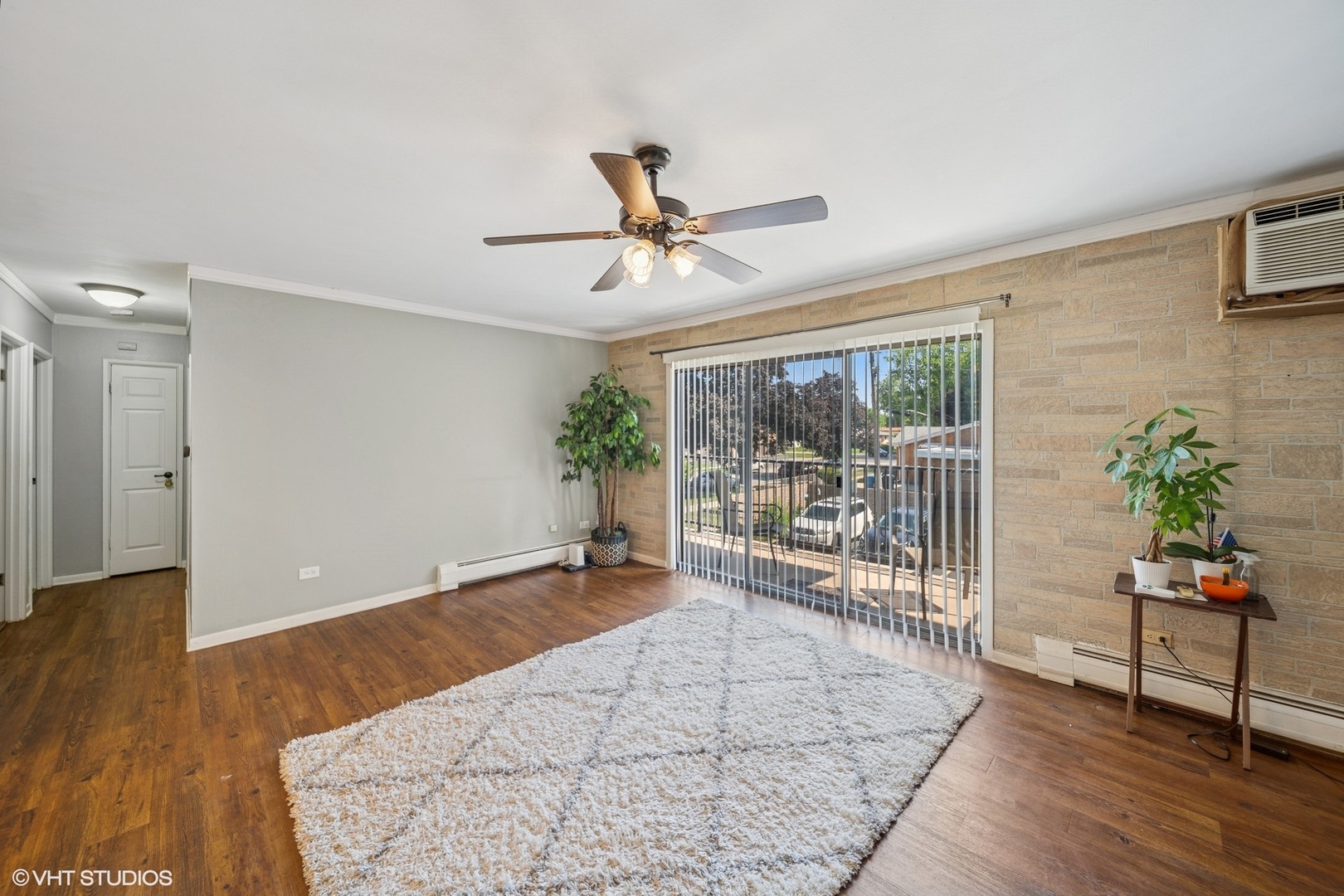 9540 S Mayfield Avenue Unit: 103S