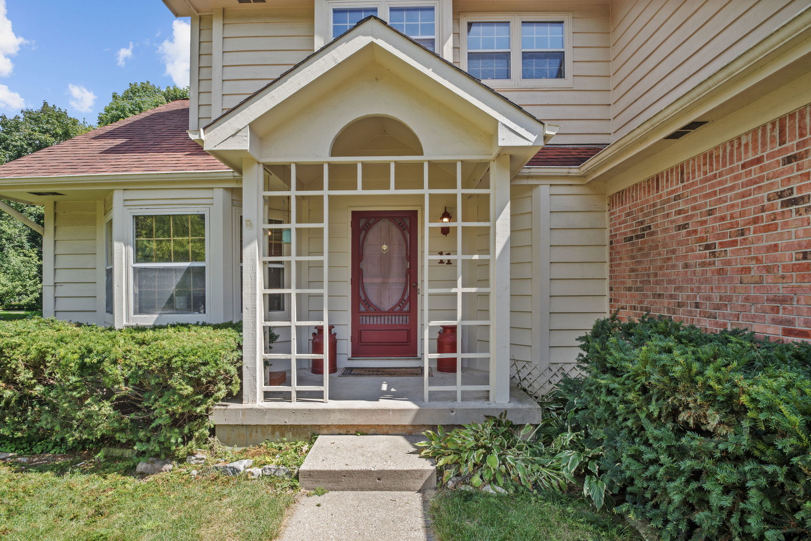 11 Woodhead Drive