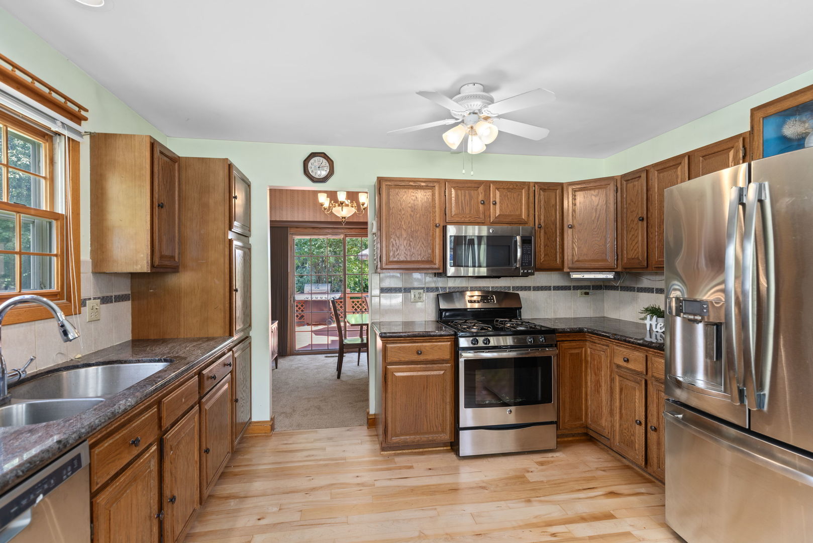 11 Woodhead Drive