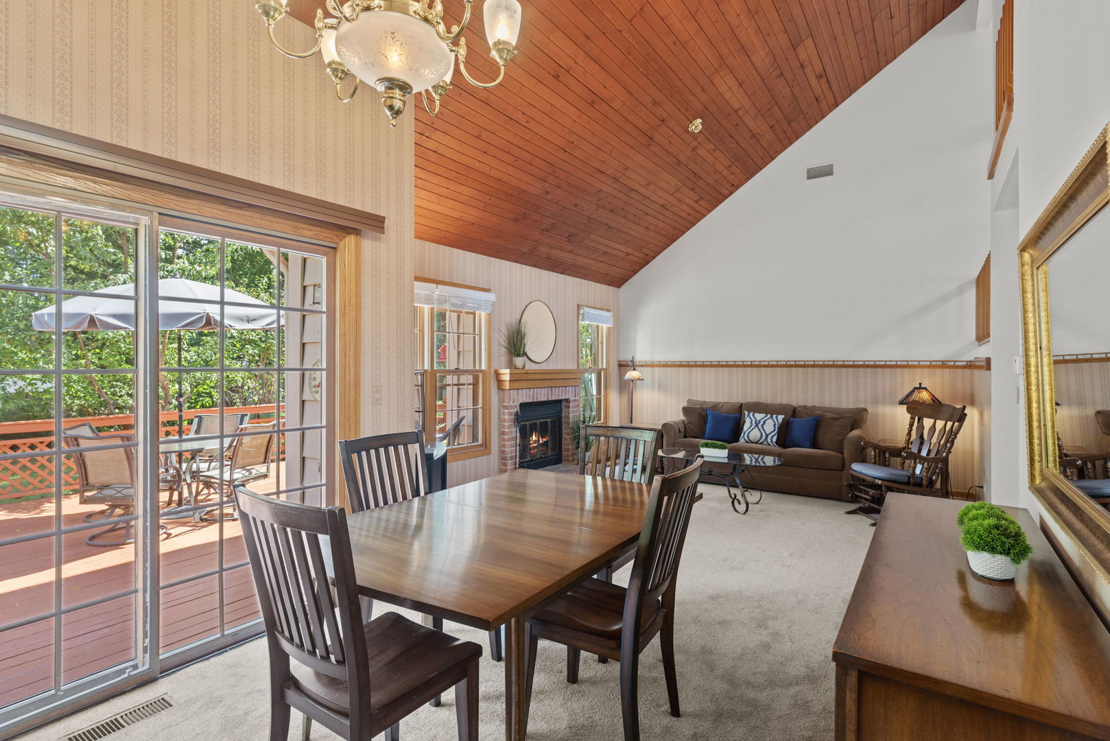 11 Woodhead Drive