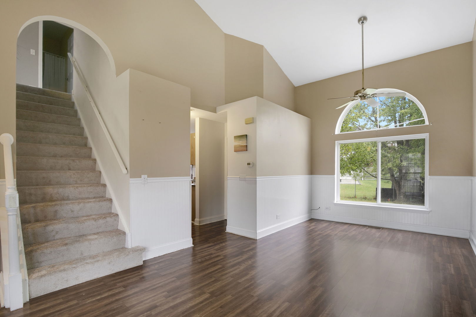 51 W Rustic Lane