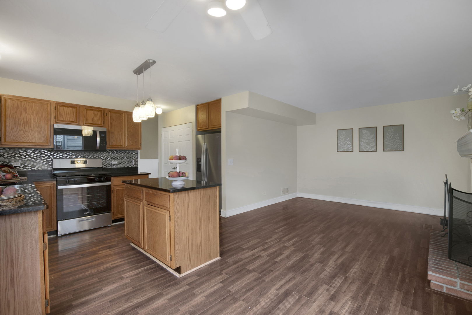 51 W Rustic Lane