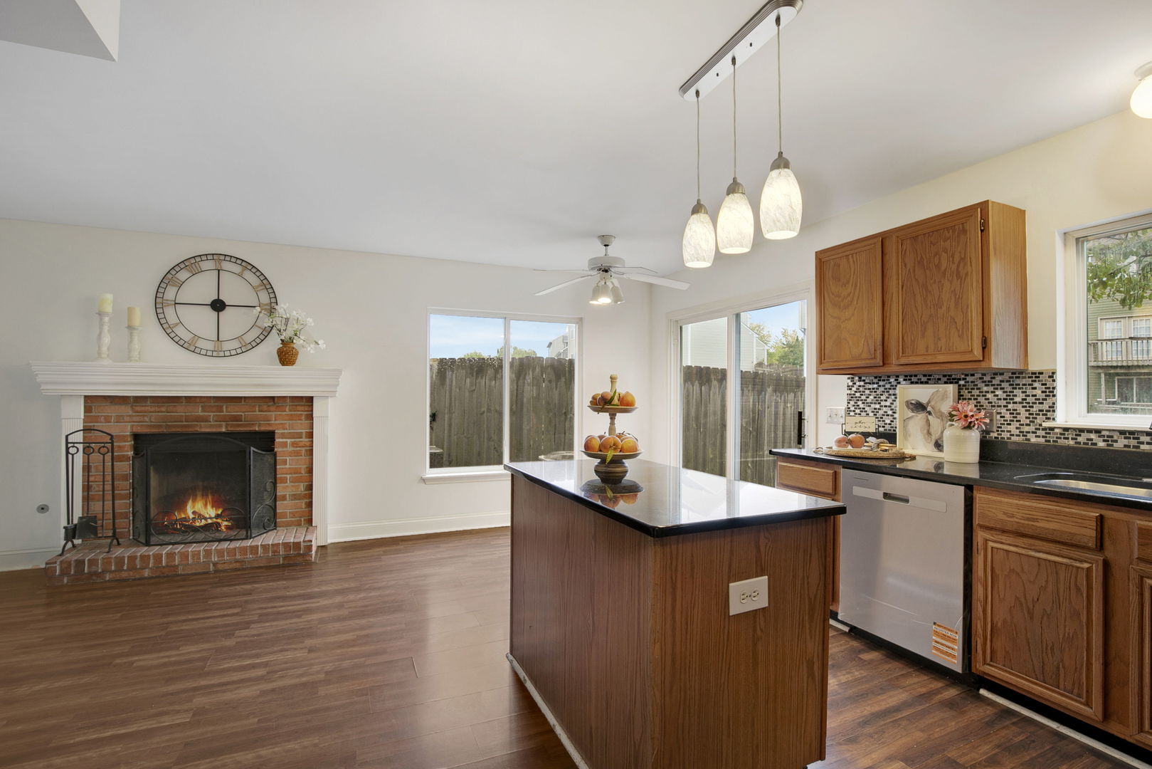 51 W Rustic Lane