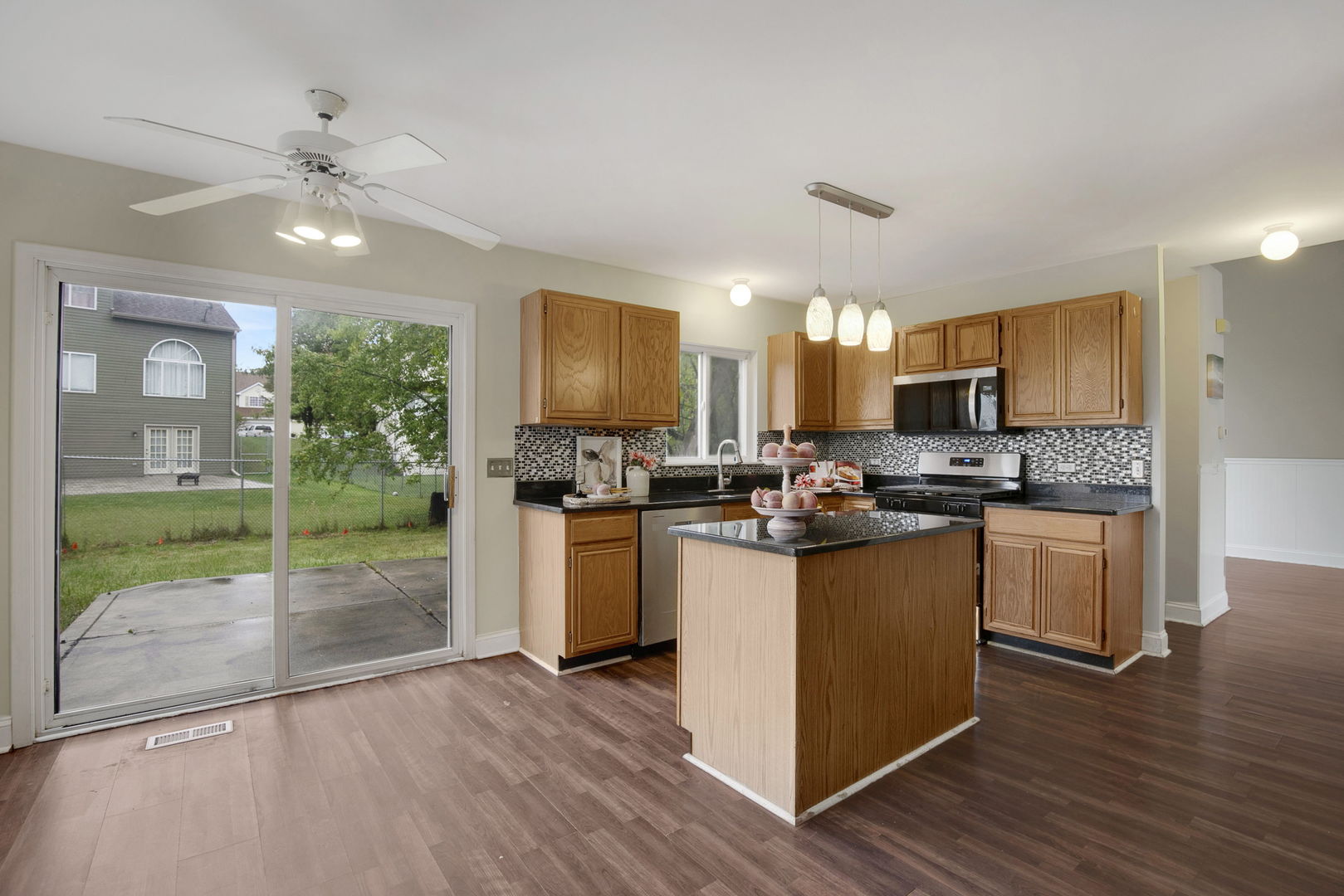 51 W Rustic Lane