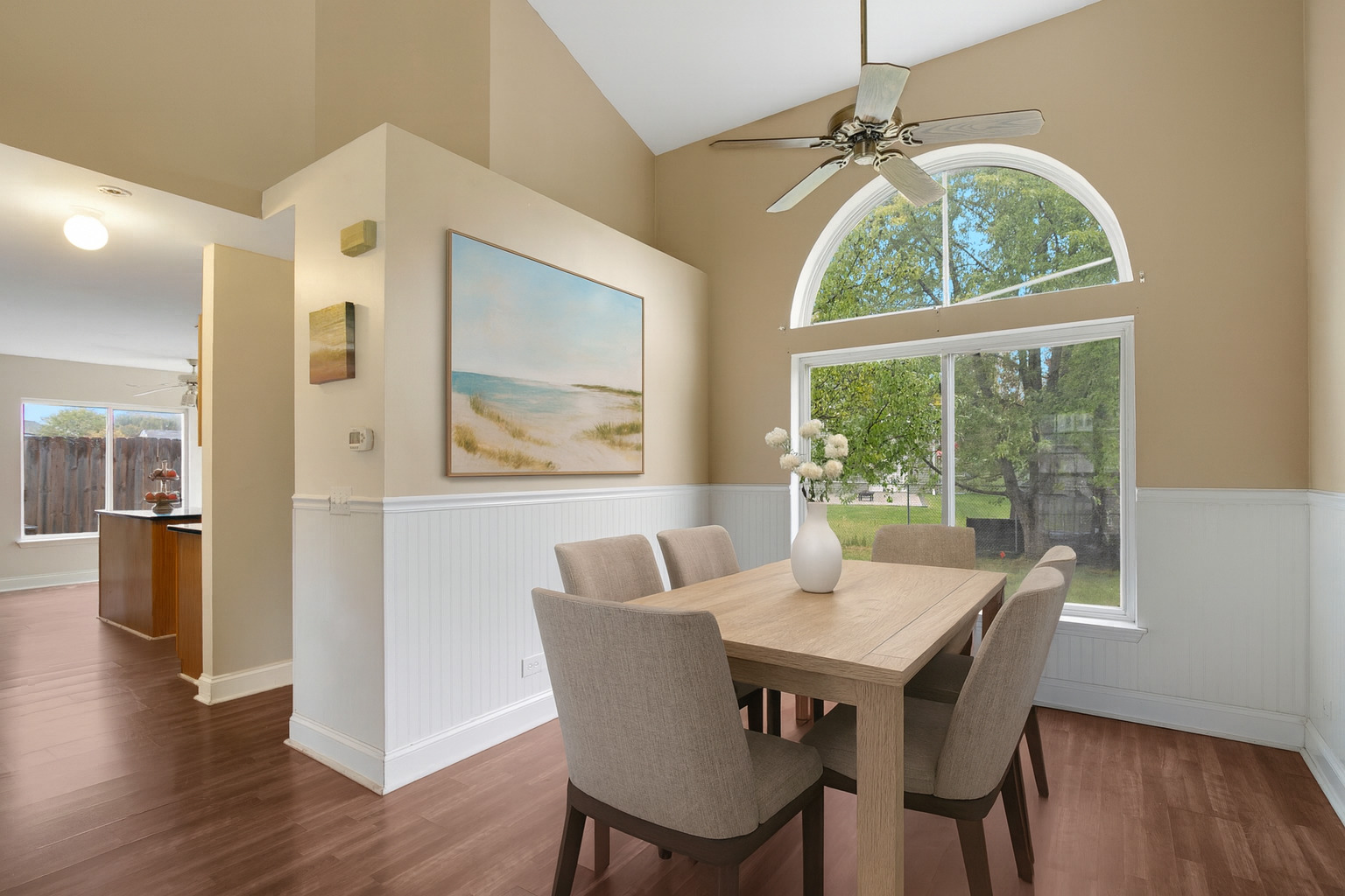 51 W Rustic Lane
