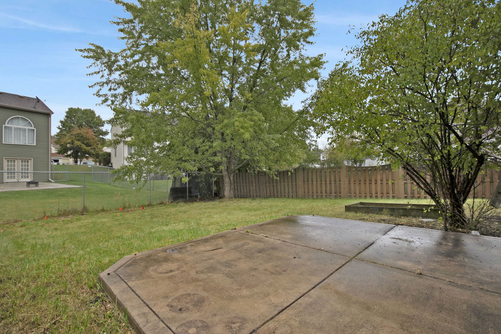 51 W Rustic Lane