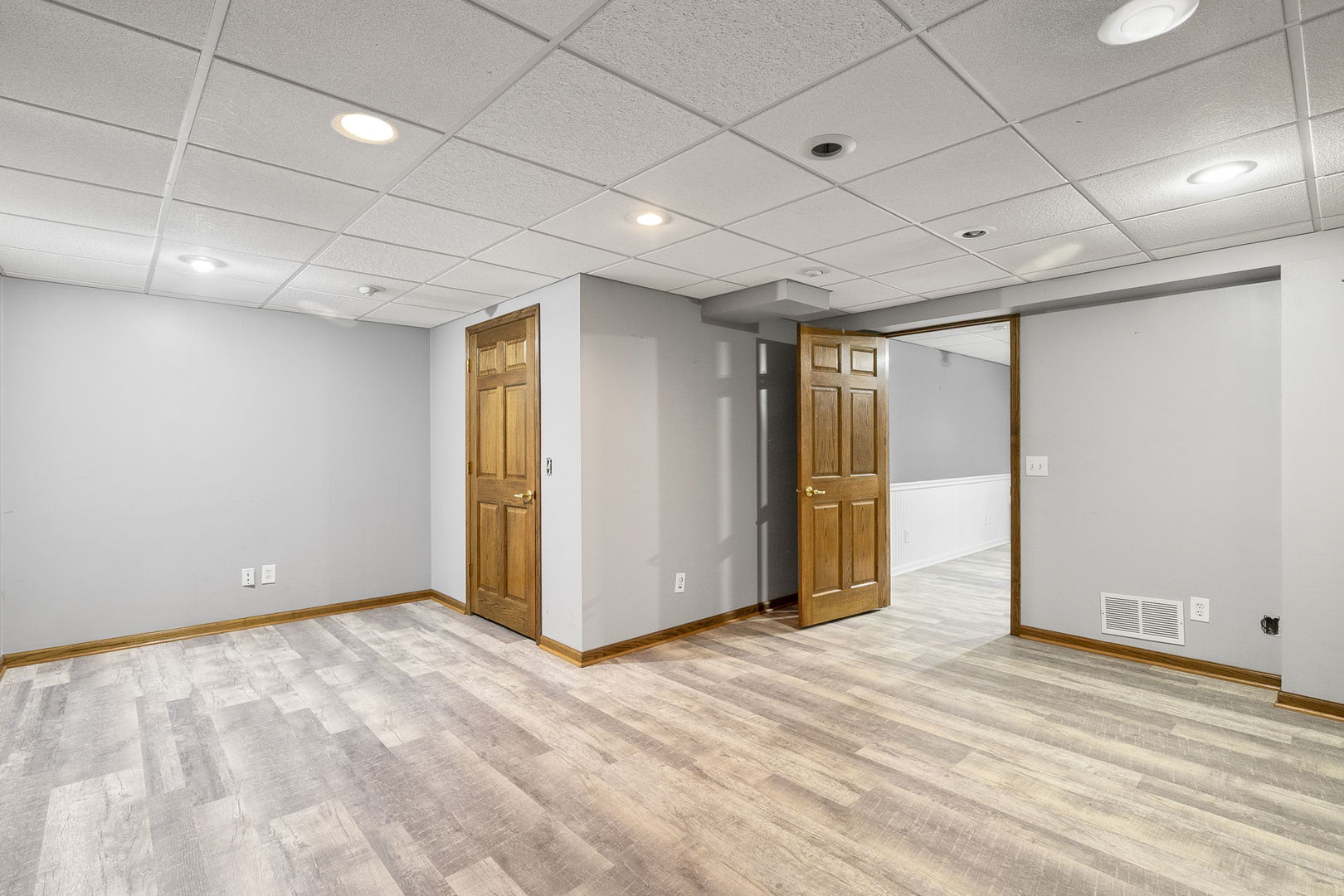 10201 FOX BLUFF Lane