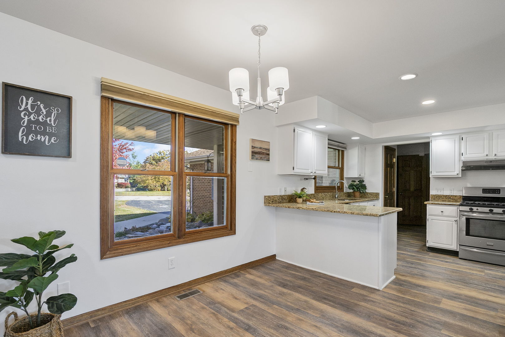 10201 FOX BLUFF Lane