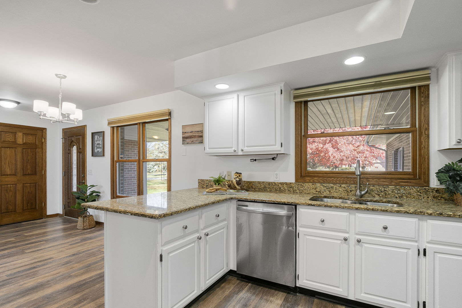 10201 FOX BLUFF Lane