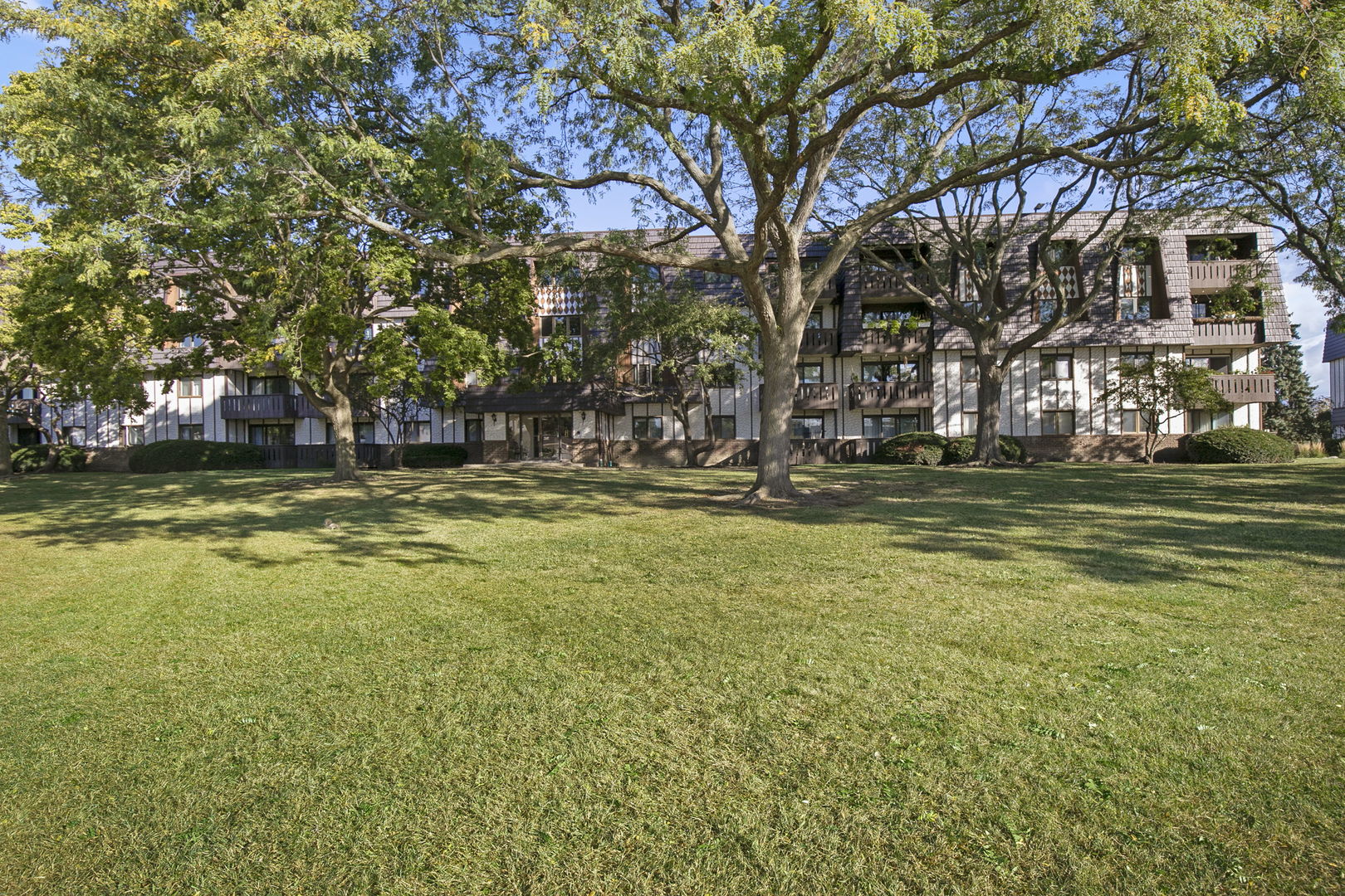 13200 W Heiden Circle Unit: 2105