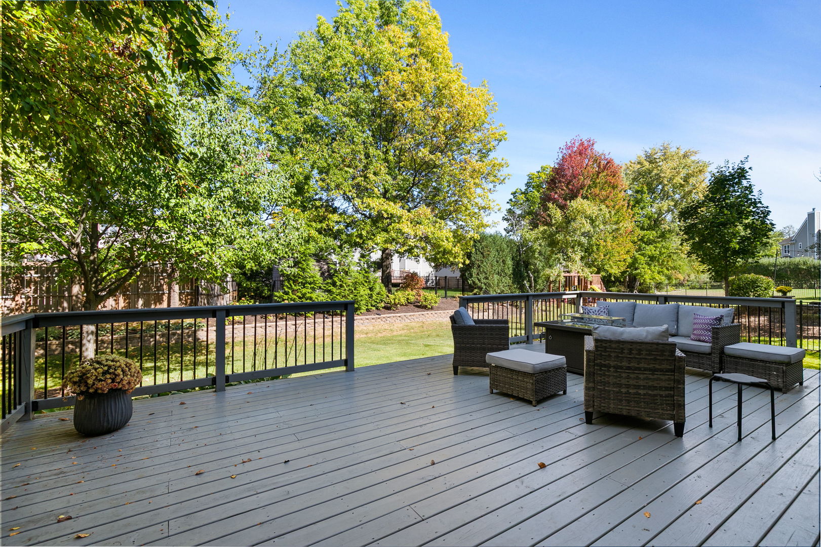 1276 William Drive
