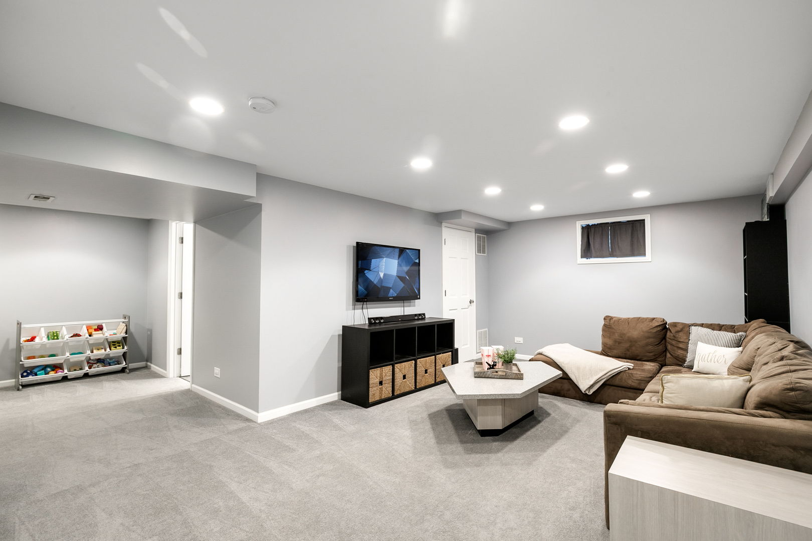 1276 William Drive