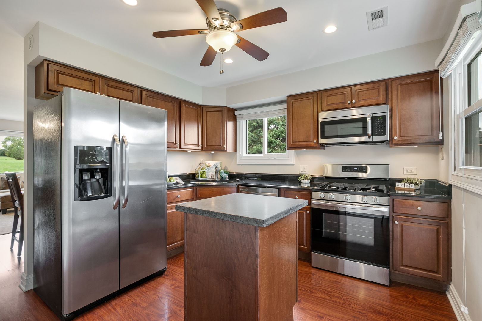 17438 W Walnut Lane